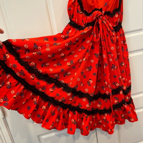 Urban Outfitters Red Floral Woman’s Mini Ruffled Lace Dress - Picture 6 of 11